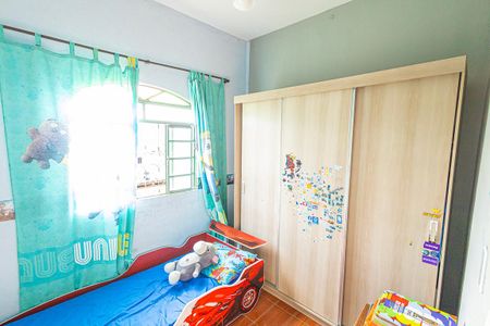 Casa à venda com 242m², 3 quartos e 4 vagasQuarto 3