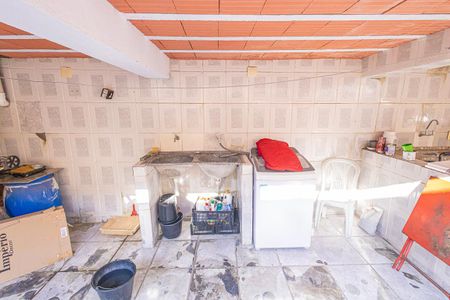 Casa à venda com 242m², 3 quartos e 4 vagasArea de serviço