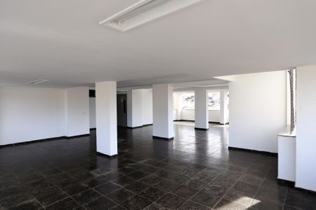 Apartamento à venda com 80m², 3 quartos e 1 vagaÁrea comum