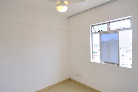 Apartamento à venda com 80m², 3 quartos e 1 vagaQuarto 2