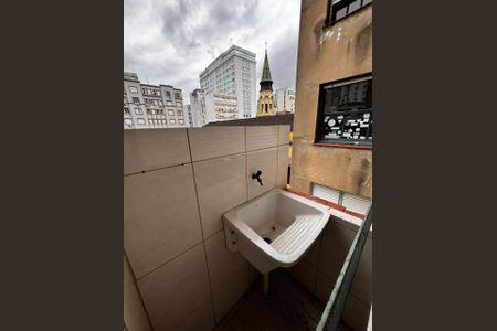 Apartamento à venda com 74m², 2 quartos e sem vaga Apartamento à venda com 74m², 2 quartos e sem vagaÁrea de serviço