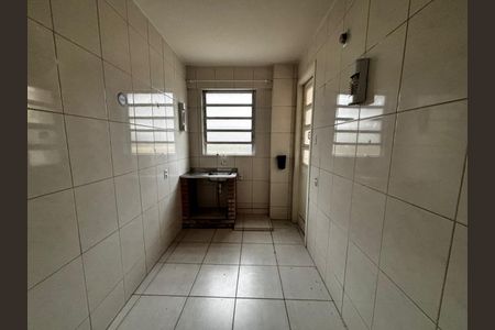 Apartamento à venda com 74m², 2 quartos e sem vaga Apartamento à venda com 74m², 2 quartos e sem vagaCozinha