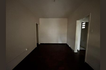 Apartamento à venda com 74m², 2 quartos e sem vaga Apartamento à venda com 74m², 2 quartos e sem vagaSala