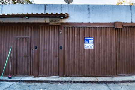 Casa para alugar com 2 quartos, 60m² em Conjunto California, Belo Horizonte