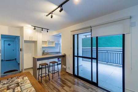 Studio para alugar com 60m², 1 quarto e 1 vaga Studio para alugar com 60m², 1 quarto e 1 vagaStudio