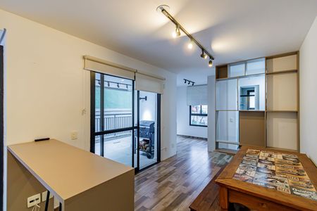 Studio para alugar com 60m², 1 quarto e 1 vaga Studio para alugar com 60m², 1 quarto e 1 vagaStudio