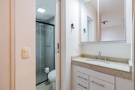 Studio para alugar com 60m², 1 quarto e 1 vaga Studio para alugar com 60m², 1 quarto e 1 vagaBanheiro