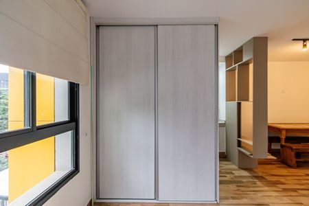 Studio para alugar com 60m², 1 quarto e 1 vaga Studio para alugar com 60m², 1 quarto e 1 vagaQuarto
