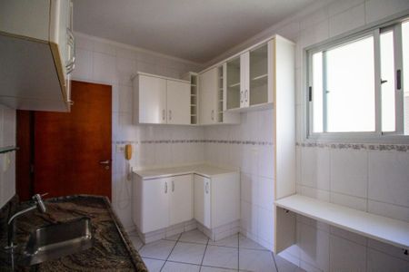 Apartamento para alugar com 70m², 2 quartos e 1 vaga Apartamento para alugar com 70m², 2 quartos e 1 vagaCozinha