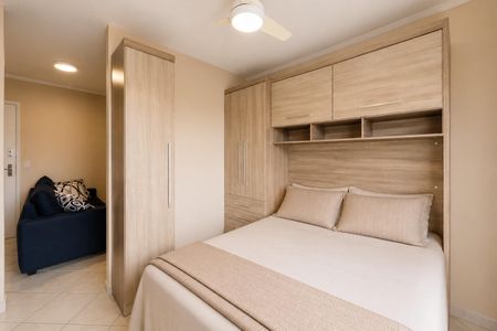 Studio para alugar com 47m², 1 quarto e 1 vaga Studio para alugar com 47m², 1 quarto e 1 vagaQuarto