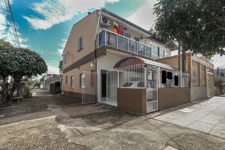 Casa para alugar com 60m², 2 quartos e 1 vagaFachada