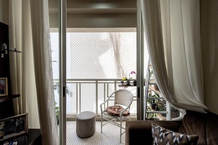 Apartamento à venda com 57m², 2 quartos e 2 vagas Apartamento à venda com 57m², 2 quartos e 2 vagasVaranda