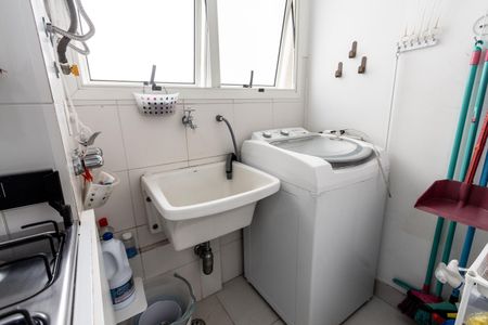 Apartamento à venda com 57m², 2 quartos e 2 vagas Apartamento à venda com 57m², 2 quartos e 2 vagasÁrea de Serviço