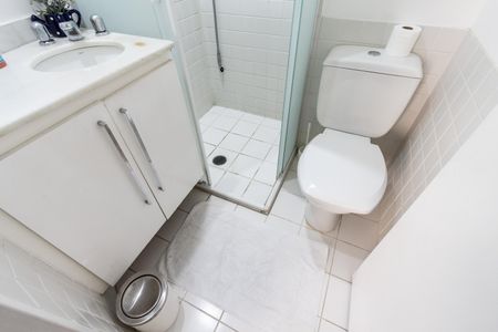 Apartamento à venda com 57m², 2 quartos e 2 vagas Apartamento à venda com 57m², 2 quartos e 2 vagasBanheiro do Corredor