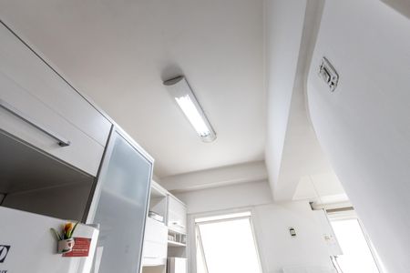 Apartamento à venda com 57m², 2 quartos e 2 vagas Apartamento à venda com 57m², 2 quartos e 2 vagasCozinha