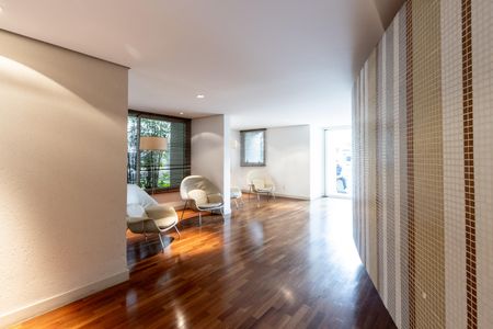 Apartamento à venda com 57m², 2 quartos e 2 vagas Apartamento à venda com 57m², 2 quartos e 2 vagasHall de entrada