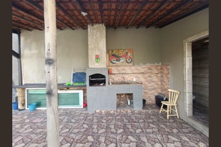 Casa para alugar com 120m², 2 quartos e 6 vagas Casa para alugar com 120m², 2 quartos e 6 vagasÁrea comum - Churrasqueira