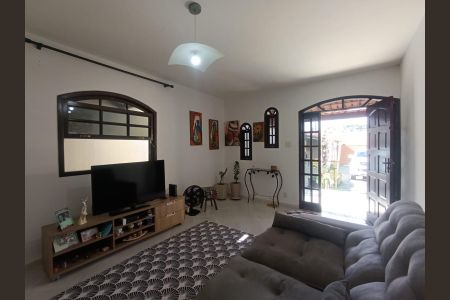 Casa para alugar com 120m², 2 quartos e 6 vagas Casa para alugar com 120m², 2 quartos e 6 vagasSala