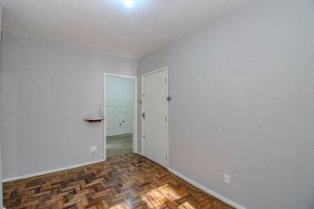 Sala de apartamento para alugar com 1 quarto, 42m² em Vila Ipiranga, Porto Alegre