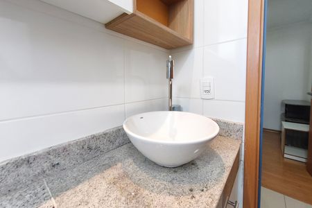Apartamento à venda com 41m², 2 quartos e 1 vaga Apartamento à venda com 41m², 2 quartos e 1 vagaBanheiro