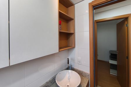 Apartamento à venda com 41m², 2 quartos e 1 vaga Apartamento à venda com 41m², 2 quartos e 1 vagaBanheiro