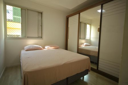 Apartamento à venda com 52m², 2 quartos e 1 vagaQuarto 1 