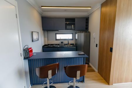 Apartamento para alugar com 26m², 1 quarto e 1 vaga Apartamento para alugar com 26m², 1 quarto e 1 vagaCozinha - Armários