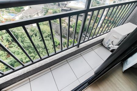 Apartamento para alugar com 26m², 1 quarto e 1 vaga Apartamento para alugar com 26m², 1 quarto e 1 vagaVaranda