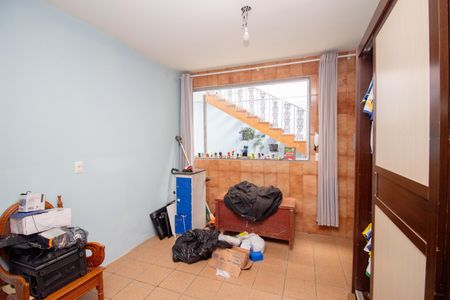 Casa para alugar com 480m², 3 quartos e 2 vagas Casa para alugar com 480m², 3 quartos e 2 vagasCozinha e Área de Serviço