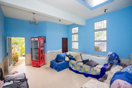 Sala de casa para alugar com 3 quartos, 480m² em Arcadia, Contagem