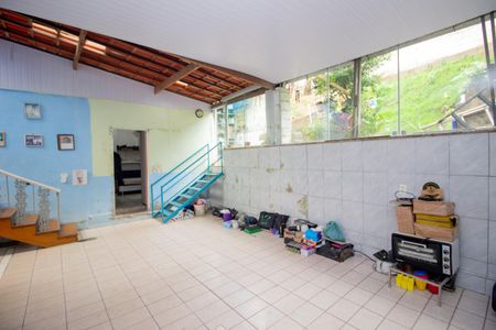 Casa para alugar com 480m², 3 quartos e 2 vagas Casa para alugar com 480m², 3 quartos e 2 vagasCozinha e Área de Serviço