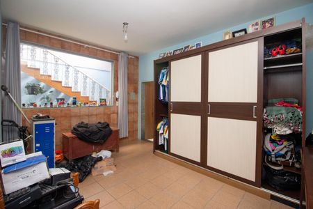Casa para alugar com 480m², 3 quartos e 2 vagas Casa para alugar com 480m², 3 quartos e 2 vagasCozinha e Área de Serviço