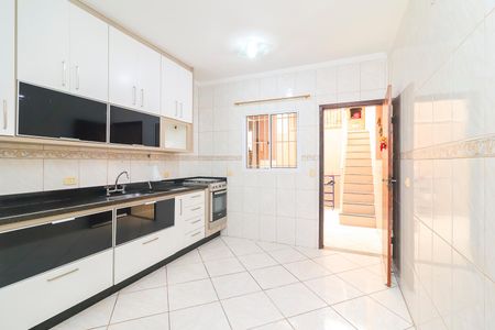 Casa para alugar com 150m², 2 quartos e 2 vagasCozinha