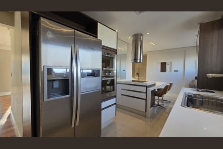 Apartamento para alugar com 169m², 3 quartos e 3 vagasCozinha