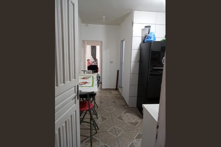 Casa à venda com 100m², 7 quartos e 2 vagas Casa à venda com 100m², 7 quartos e 2 vagasCozinha