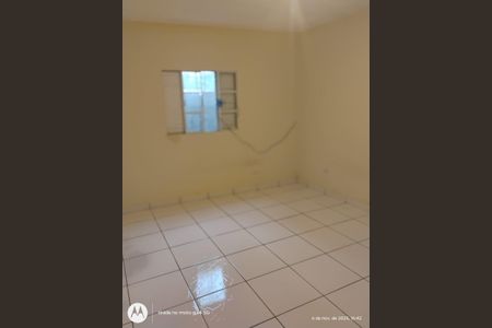 Casa à venda com 100m², 7 quartos e 2 vagas Casa à venda com 100m², 7 quartos e 2 vagasQuarto