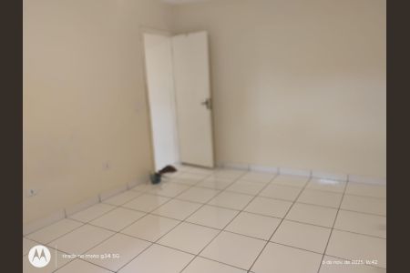 Casa à venda com 100m², 7 quartos e 2 vagas Casa à venda com 100m², 7 quartos e 2 vagasQuarto