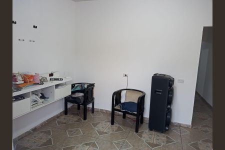 Casa à venda com 100m², 7 quartos e 2 vagas Casa à venda com 100m², 7 quartos e 2 vagasCozinha