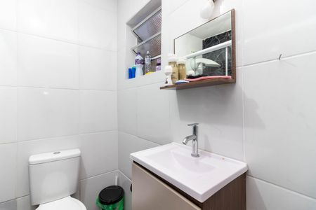 Casa à venda com 70m², 2 quartos e 1 vagaBanheiro da Suíte 1
