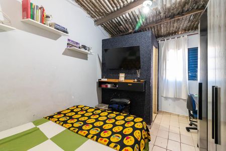 Casa à venda com 70m², 2 quartos e 1 vagaSuíte 2