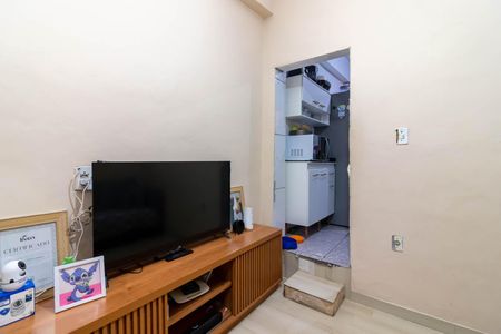 Casa à venda com 70m², 2 quartos e 1 vagaSala