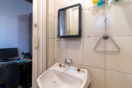 Casa à venda com 70m², 2 quartos e 1 vagaBanheiro da Suíte 2