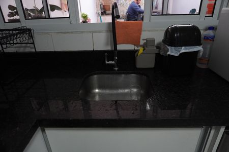 Casa à venda com 150m², 2 quartos e 2 vagasCozinha