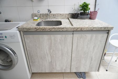 Casa à venda com 150m², 2 quartos e 2 vagasÁrea de Serviço