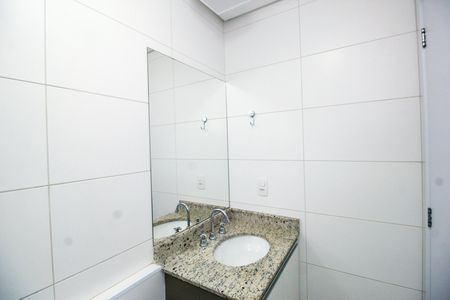 Apartamento para alugar com 57m², 2 quartos e 2 vagas Apartamento para alugar com 57m², 2 quartos e 2 vagasBanheiro Social