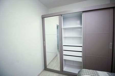 Apartamento para alugar com 57m², 2 quartos e 2 vagas Apartamento para alugar com 57m², 2 quartos e 2 vagasQuarto