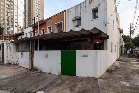 Casa à venda com 150m², 3 quartos e 1 vaga Casa à venda com 150m², 3 quartos e 1 vagaFachada