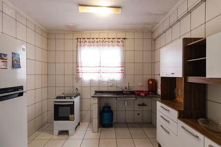 Casa à venda com 150m², 3 quartos e 1 vaga Casa à venda com 150m², 3 quartos e 1 vagaCozinha