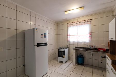 Casa à venda com 150m², 3 quartos e 1 vaga Casa à venda com 150m², 3 quartos e 1 vagaCozinha