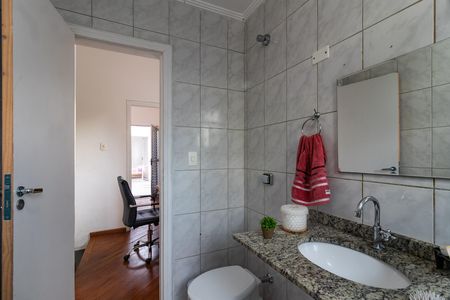 Casa à venda com 150m², 3 quartos e 1 vaga Casa à venda com 150m², 3 quartos e 1 vagaBanheiro